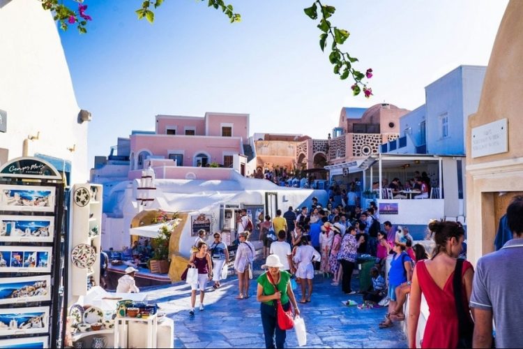 новость 14-07-2020 Греция на грани возвращения в режим изоляции