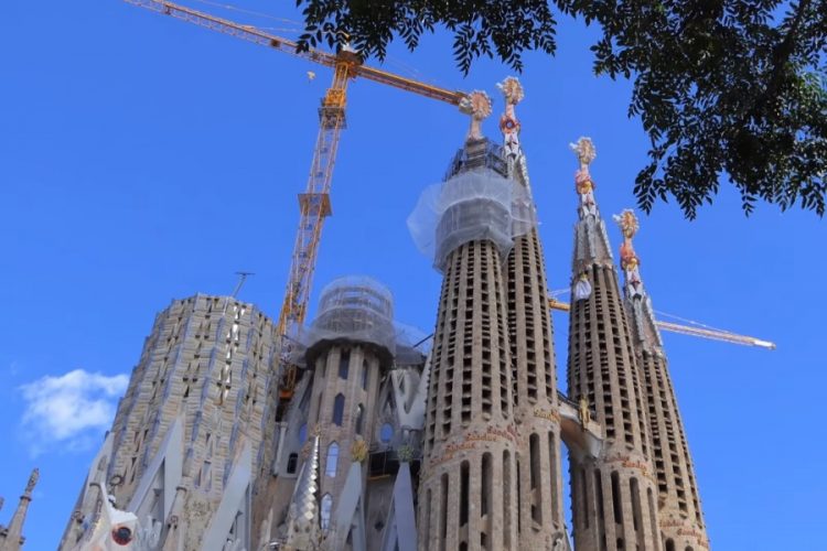 Раскрыты даты возможного открытия Италии и Испании для россиян