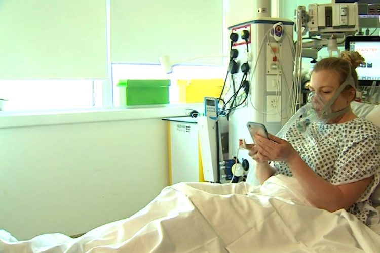 Страховщики рассказали, покроет ли полис лечение от коронавируса за границей