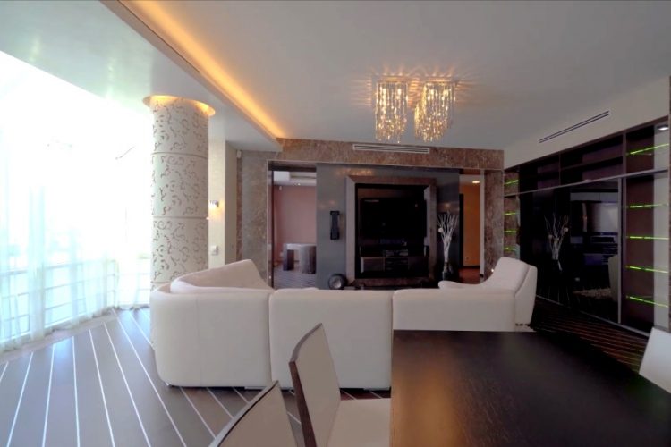 Пустующие из-за карантина заграничные дома россиян захватили мигранты