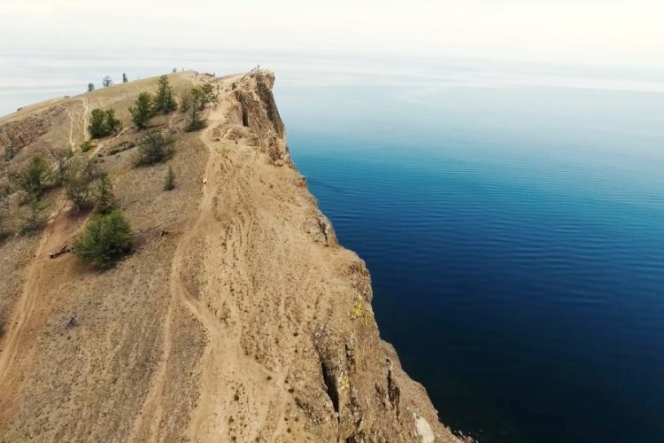 Массовый туризм на Байкале невозможен без качественных отелей