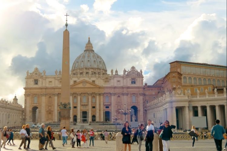 Рим может снова вернуться к жесткому карантину