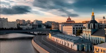 Смогут ли иностранцы приезжать в Россию через Турцию, Танзанию, Великобританию?