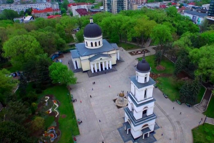 Чиновники высказались по поводу турпотока из России в Молдову