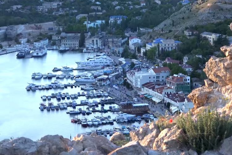 Глава Крыма объяснил, на какую поддержку может рассчитывать туризм