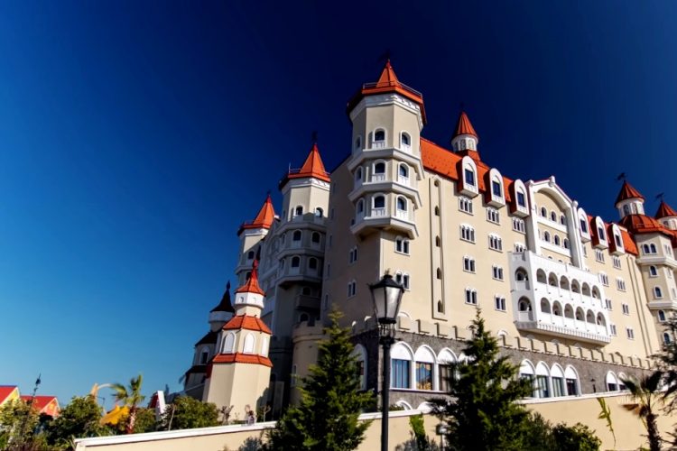 В Сочи ужесточают меры санитарно-эпидемиологической безопасности