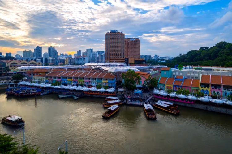 Достопримечательности Сингапура начали принимать туристов