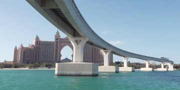 Дубай открылся, но возникла неожиданность со спросом