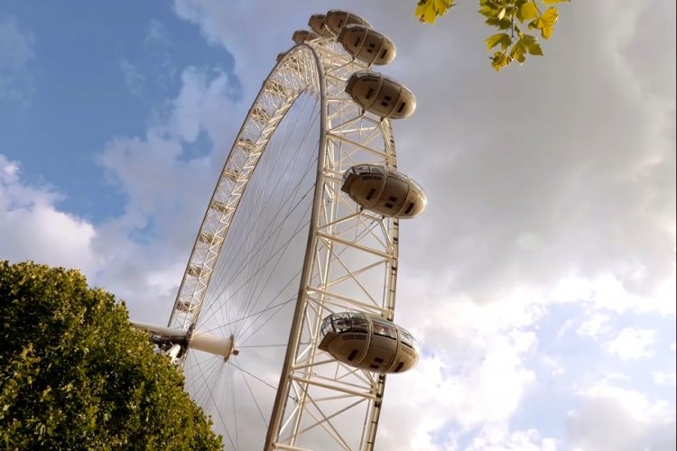 Что потребуют от россиян, въезжающих в Великобританию?