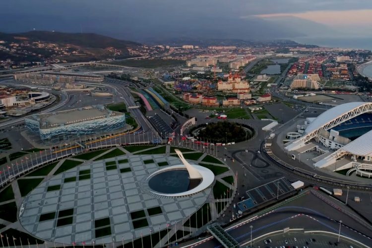 Российские курорты не столкнутся с оттоком туристов из-за восстановления международных рейсов