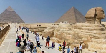 новость 26-08-2020 В Египте снимут ограничения для туристов и откроют горячую линию