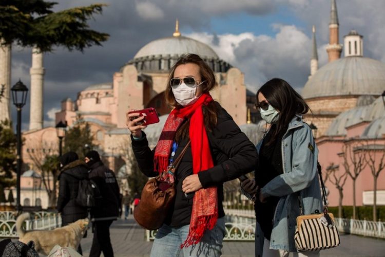 новость 07-08-2020 В Турции испугались закрытия границ РФ из-за вспышки covid-19