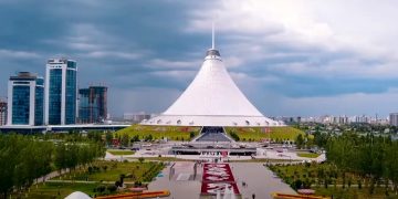 Казахстан с 17 августа возобновляет международные полеты в некоторые страны