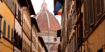 Количество случаев инфицирования коронавирусом в Италии снова сильно возросло