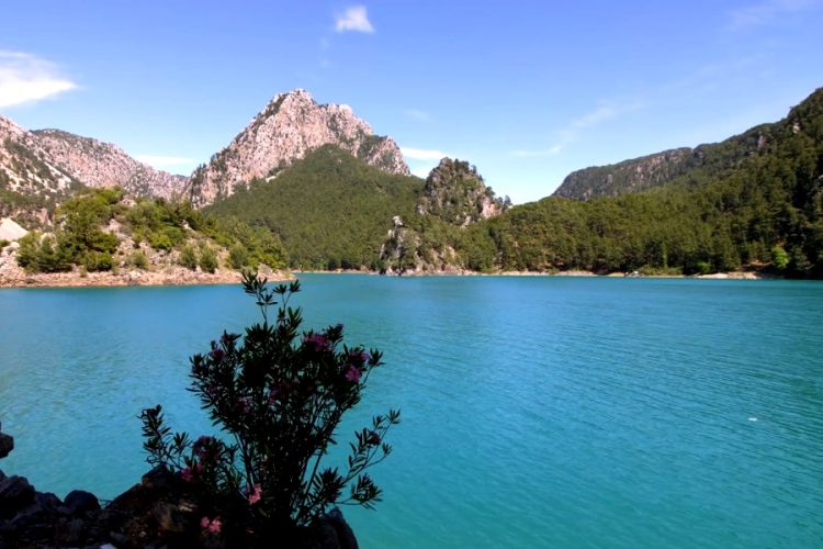 Отелям Турции снизили налоги. Как это отразится на стоимости отдыха?