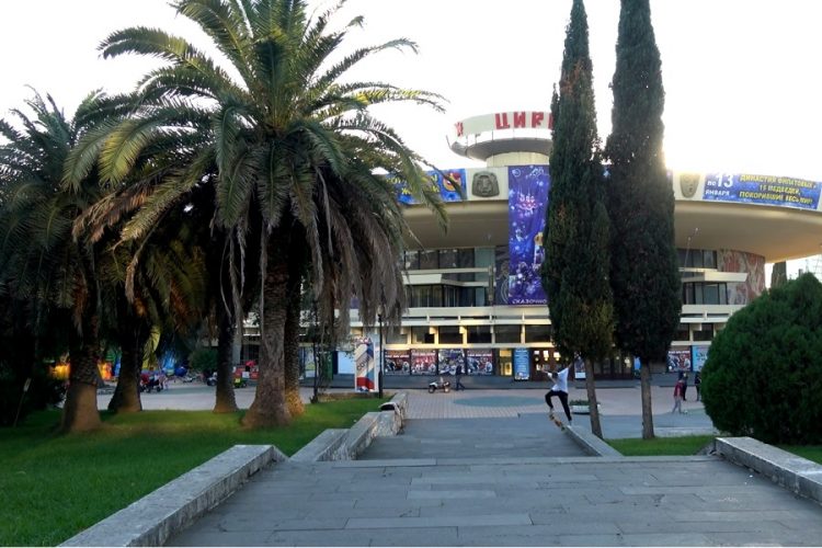 Туроператоры начали возвращать деньги за отмененные туры