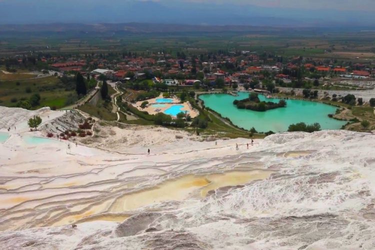 Турецкая лира снова падает - туристы ждут очередную выгоду