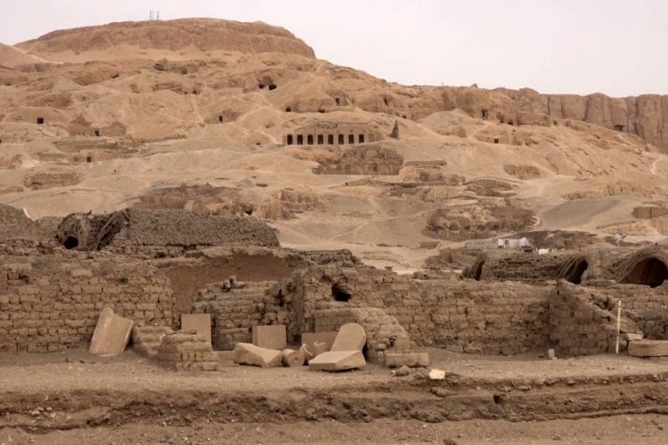 Туроператоры начали продавать туры в Египет на прямых рейсах