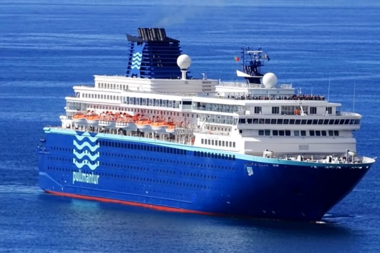 Круизные линии США снова ввели запрет на навигацию