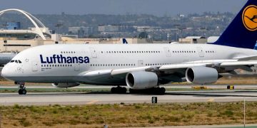 Авиакомпания Lufthansa не смогла достичь компромисса с профсоюзом