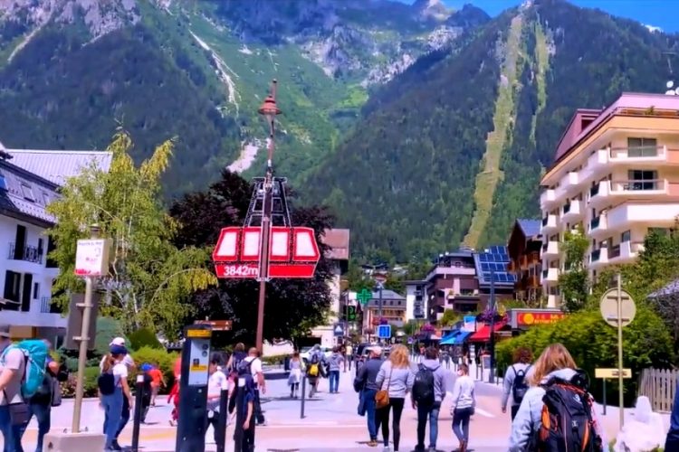 В Италии отчитались о проблеме с ледником Монблан