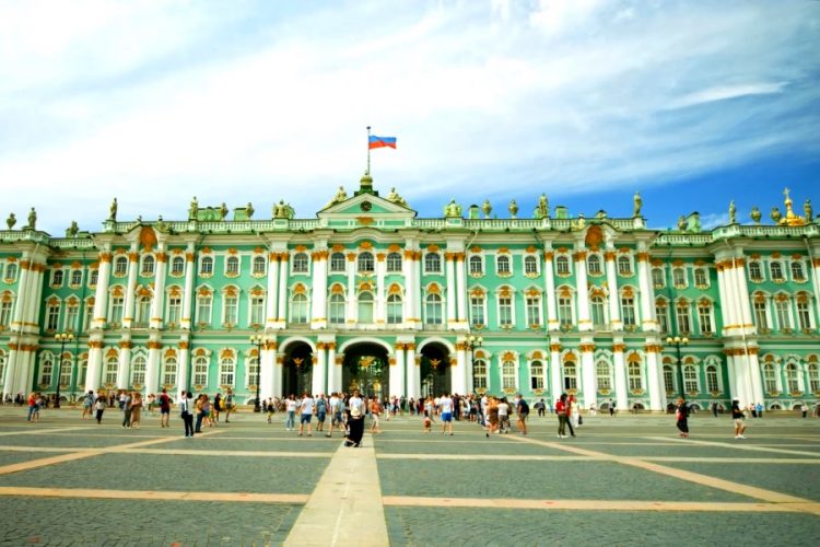 АльфаСтрахование сообщает о росте спроса на страховку от коронавируса