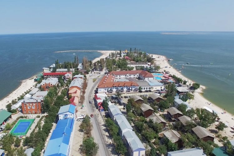 Побережье Азовского моря не смогло повторить успех курортов Черного моря