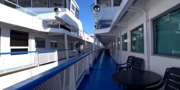 На теплоходе Александр Суворов обнаружили коронавирус