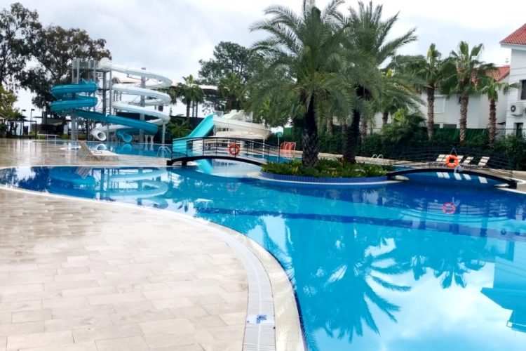 Каждый второй иностранный турист прилетает в Анталью из РФ