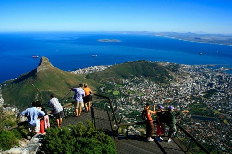 новость 19-09-2020 С октября Южно-Африканская Республика откроется для иностранцев