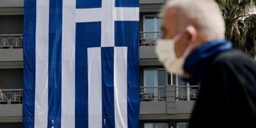 новость 30-09-2020 Ежедневный прирост случаев заболевания коронавирусом в Греции. Страна в шаге от карантина