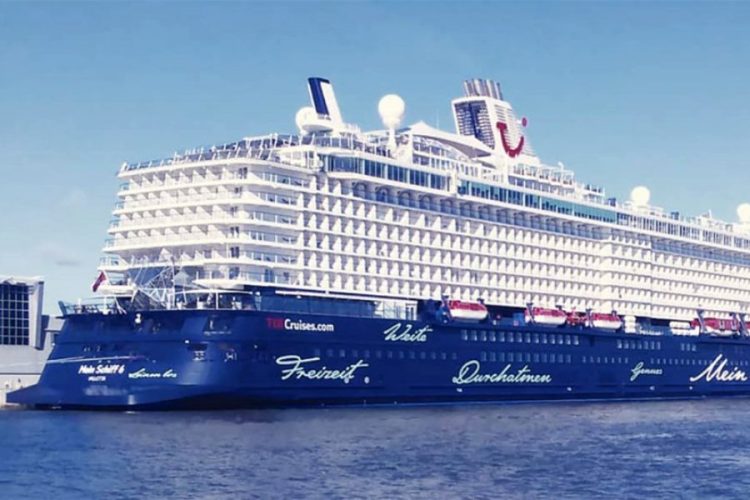 На борту корабля TUI Cruises вспышка Covid-19