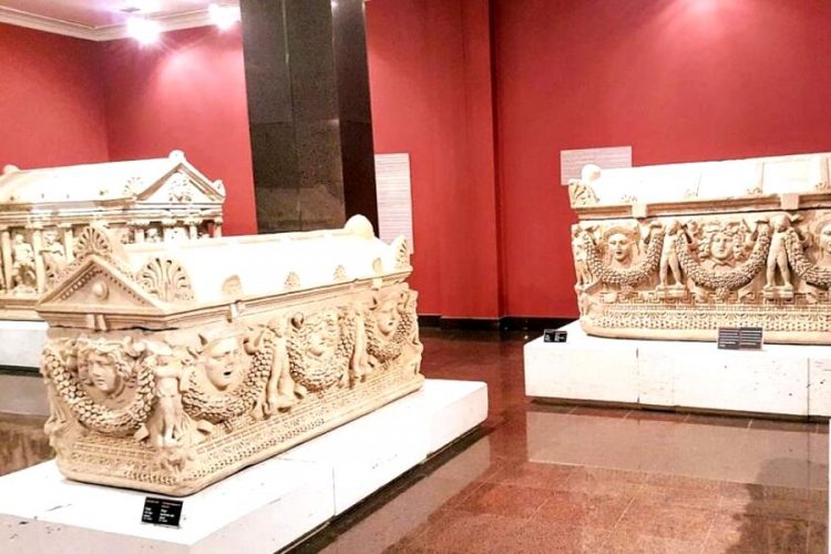 Из музея в Анталии "испарились" артефакты