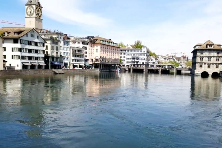 В Швейцарии обновили список "карантинных стран"