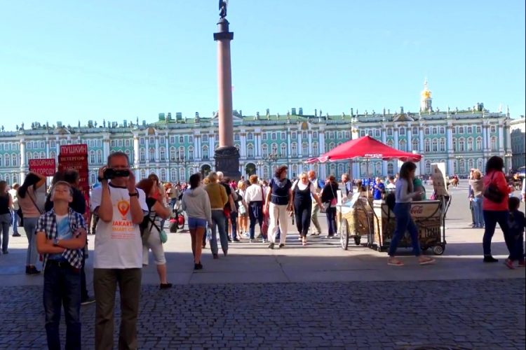 Библио-Глобус рассказал, что предложит клиентам в Санкт-Петербурге