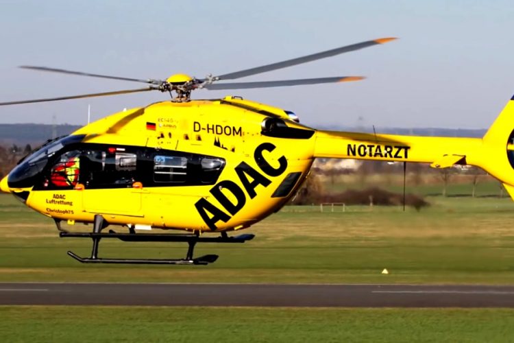 В Сен-Тропе создали петицию против вертолетов