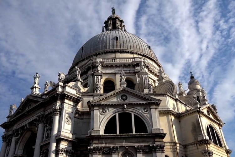 Авиакомпании обратились за допусками на перелеты в Италию