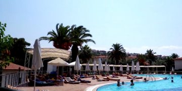 Туристов начали предупреждать о коронавирусе в отелях Турции