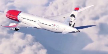Norwegian снова поднимает вопрос банкротства