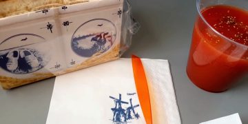 Еда для авиапассажиров появится в обычных магазинах