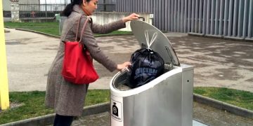 Таиланд будет отправлять туристам мусор по почте