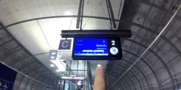 Аэропорт Финляндии тестирует новый способ проверок пассажиров на коронавирус