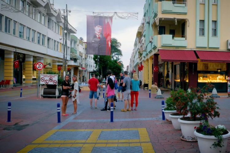 Туроператор сообщил, какие направления получат внимание россиян осенью