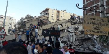 новость 30-10-2020 Землетрясение магнитудой в 7 баллов произошло в Турции и Греции