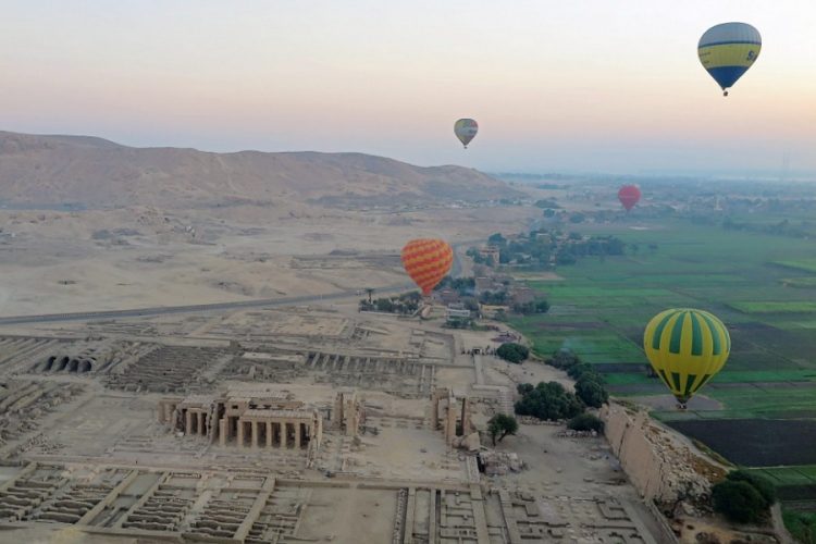 новость 16-10-2020 Полеты на воздушных шарах возобновились в Луксоре