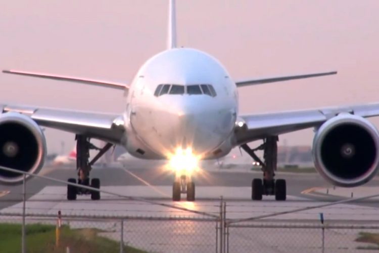 Авиакомпании получили допуски на полеты в закрытые страны