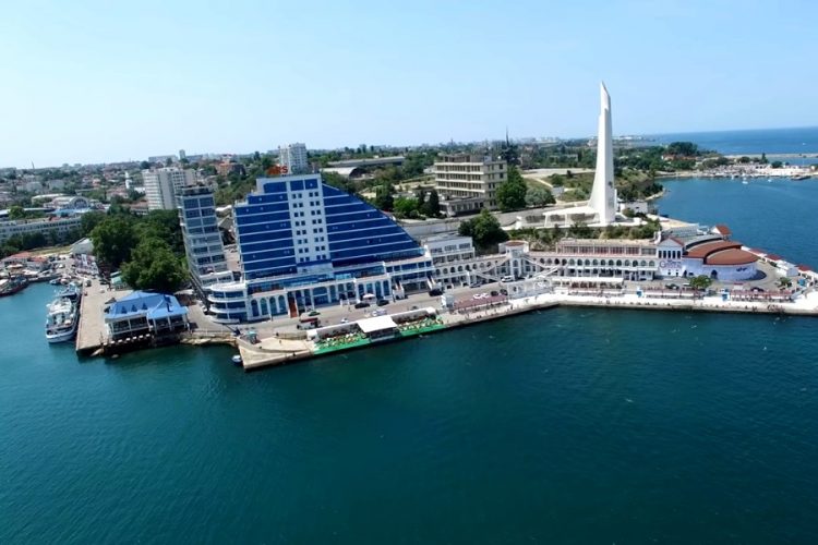 В отелях Севастополя пройдут проверки на наличие тестов у гостей