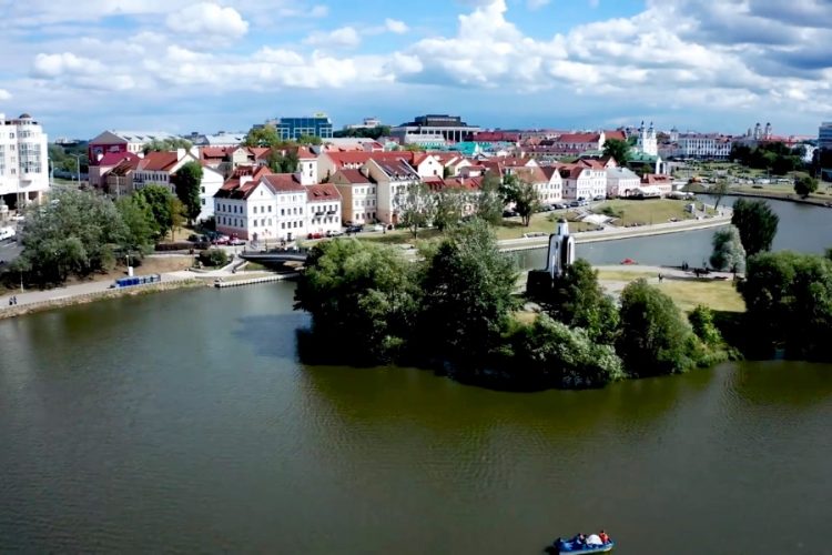 Новые правила въезда иностранцев в Беларусь могли неправильно трактовать