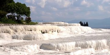 Улететь на отдых в Турцию можно за 15 000 рублей