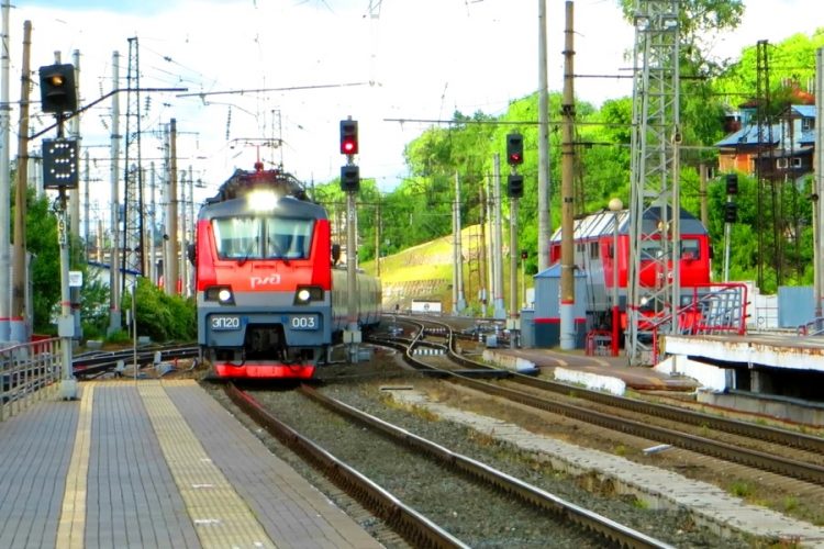 РЖД разрешает дистанционный возврат билетов людям старше 65 лет